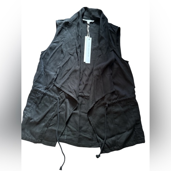 Jane & Delancey vest - Picture 1 of 4